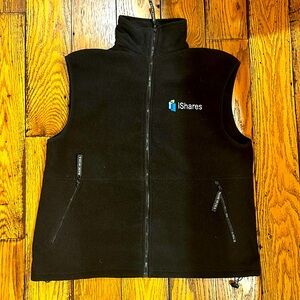 PACIFIC FLEECE & APPAREL BLACK FLEECE ZIP UP VEST WITH 2 ZIPPERED POCKETS & LOGO
